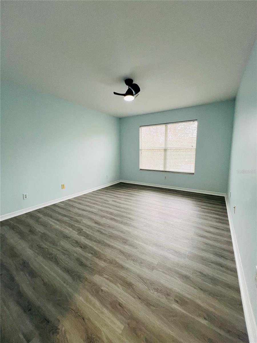 9096 IRON OAK AVE, TAMPA, FL — photo 14
