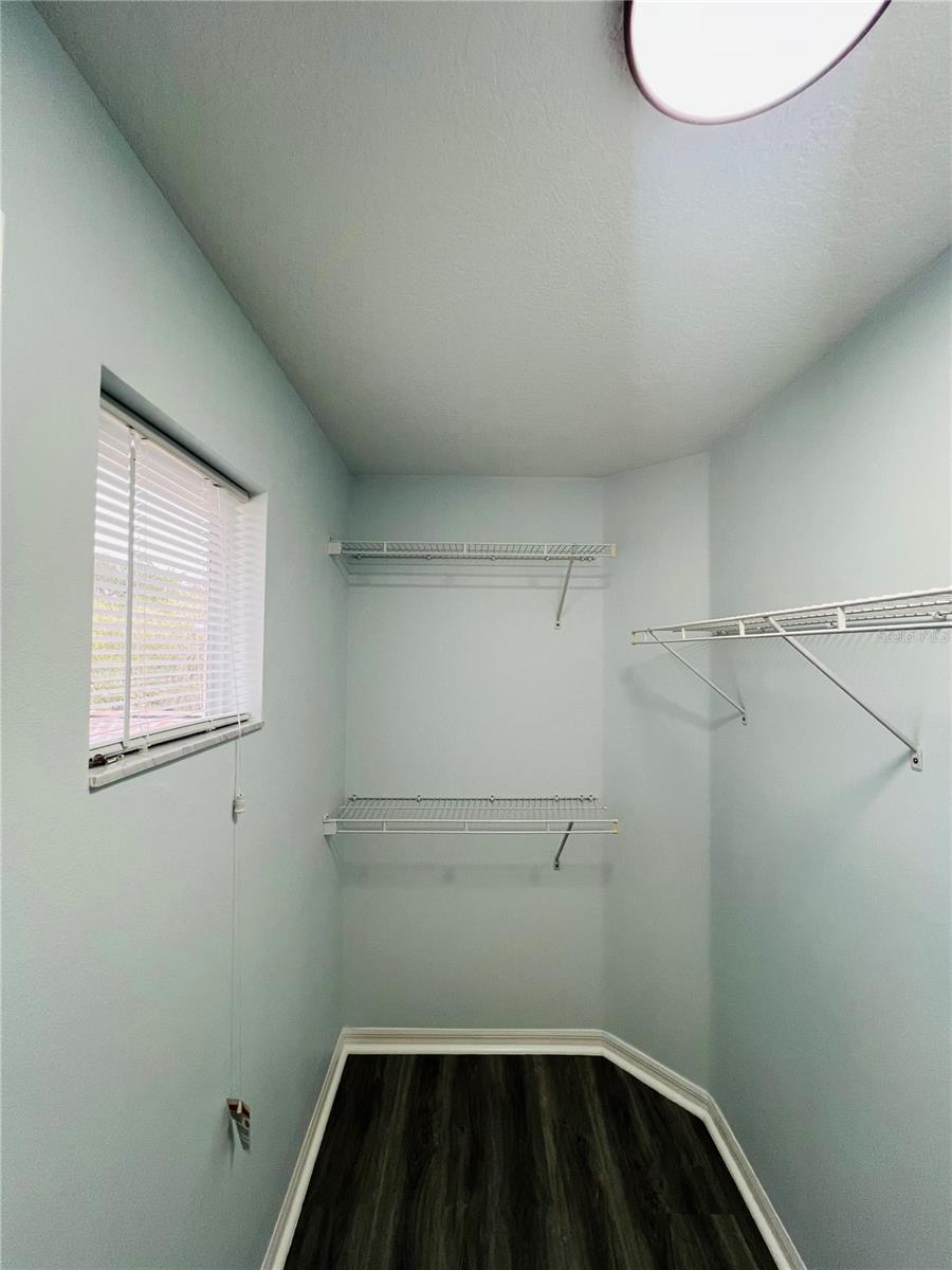 9096 IRON OAK AVE, TAMPA, FL — photo 15