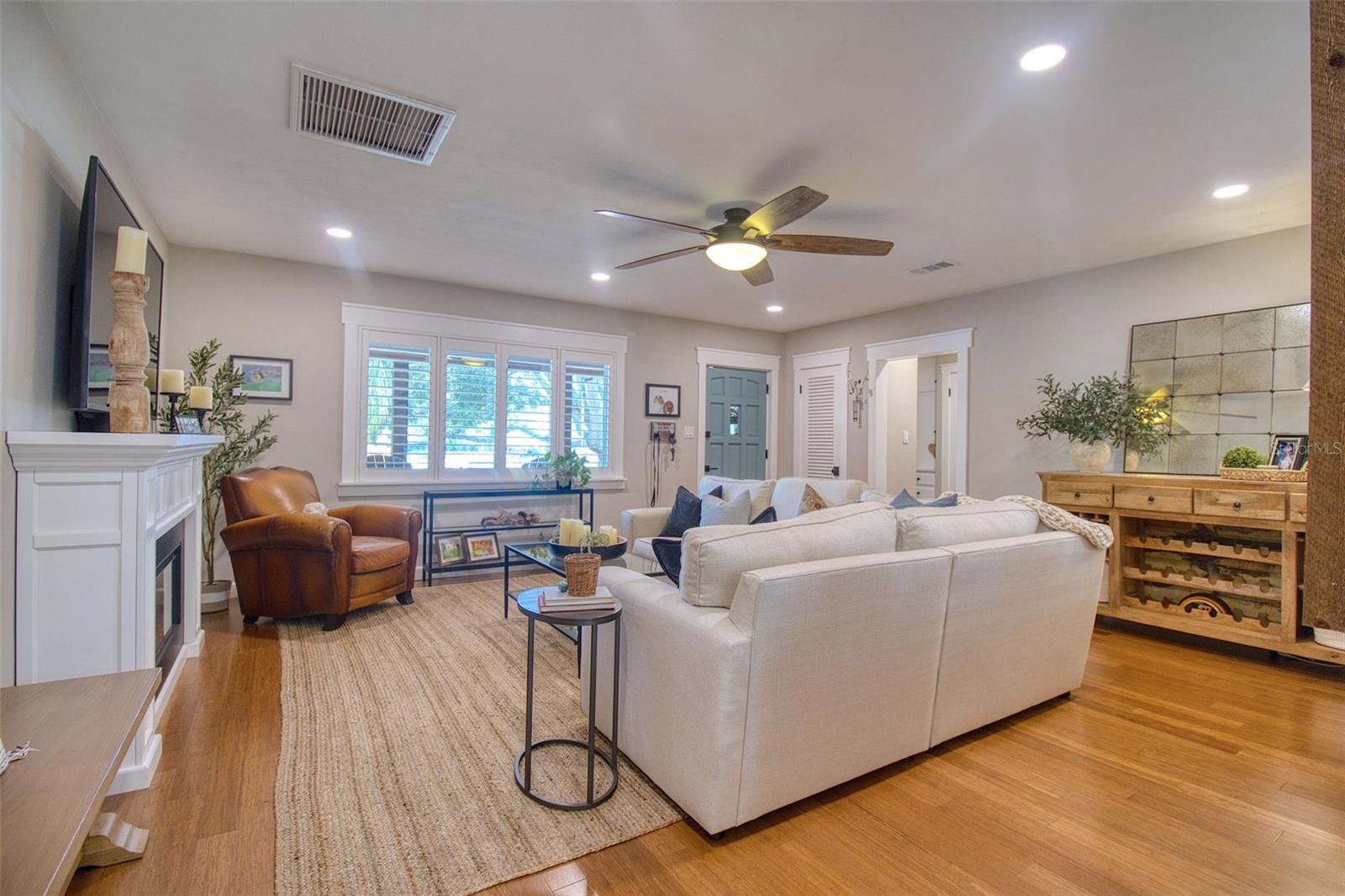 128 EDGEWATER TER, DUNEDIN, FL — photo 5