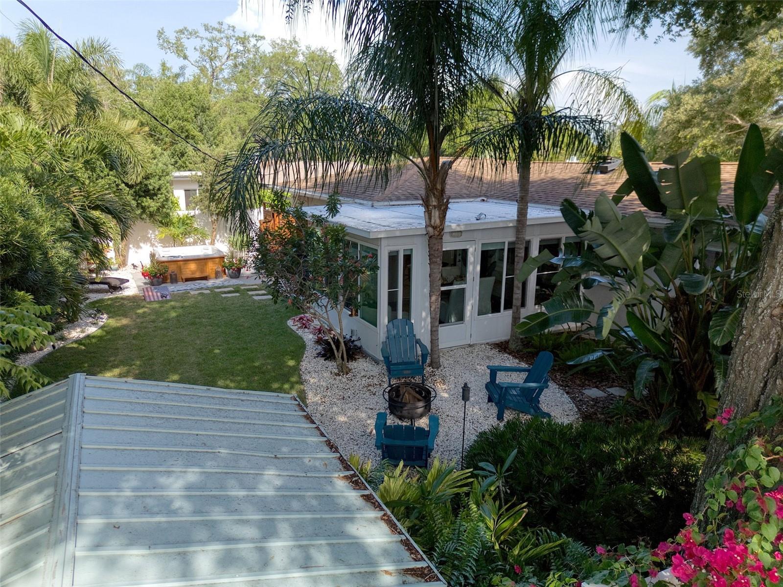 128 EDGEWATER TER, DUNEDIN, FL — photo 37