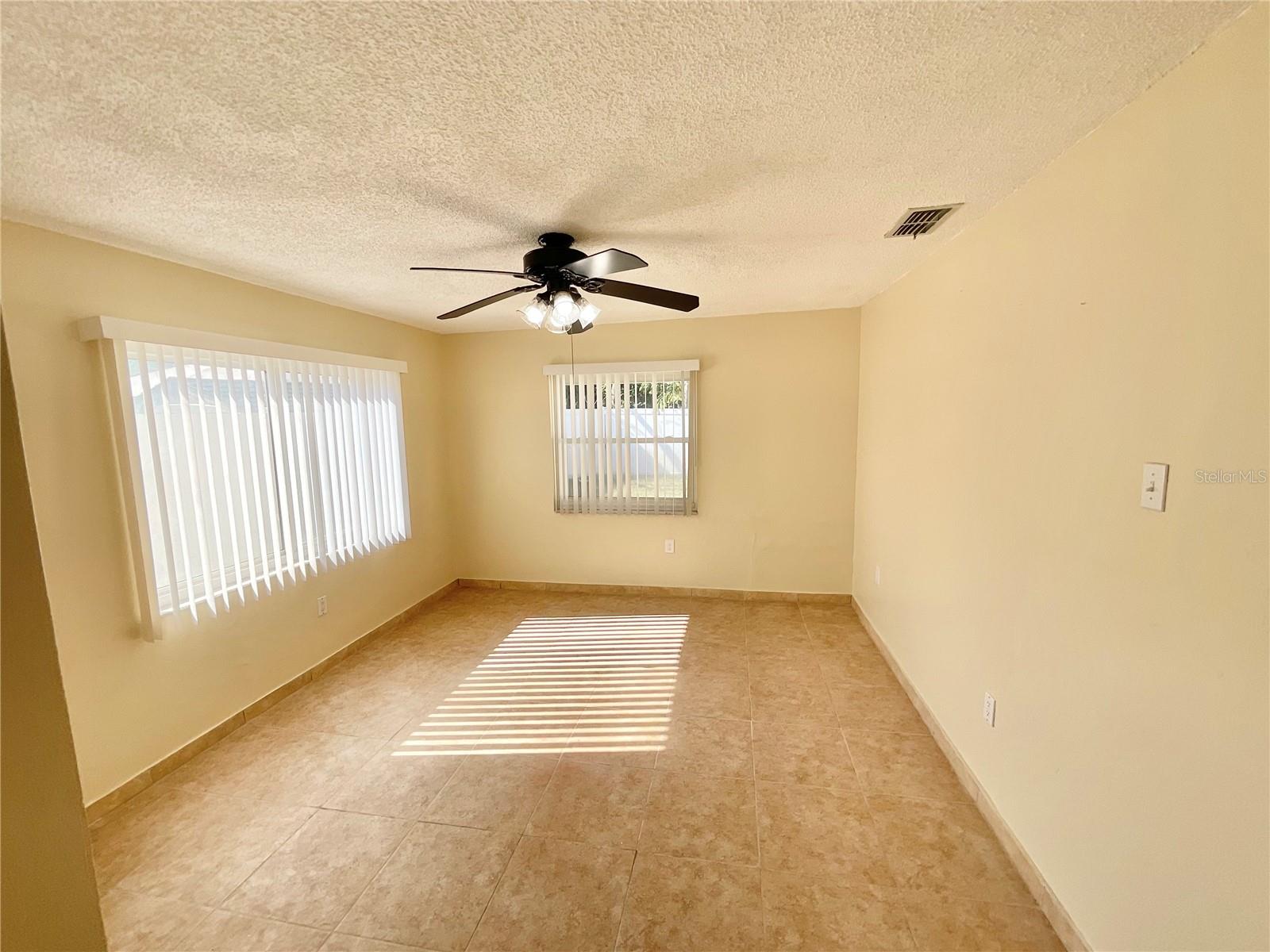 3127 CORONA DR, HOLIDAY, FL — photo 9