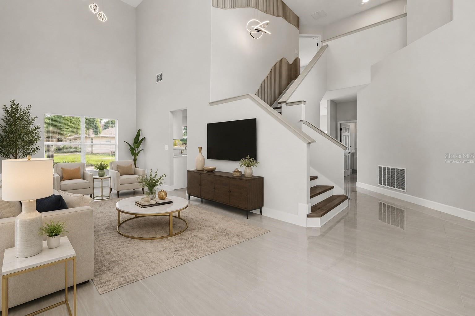 1005 CHASE DR, WINTER GARDEN, FL — photo 2