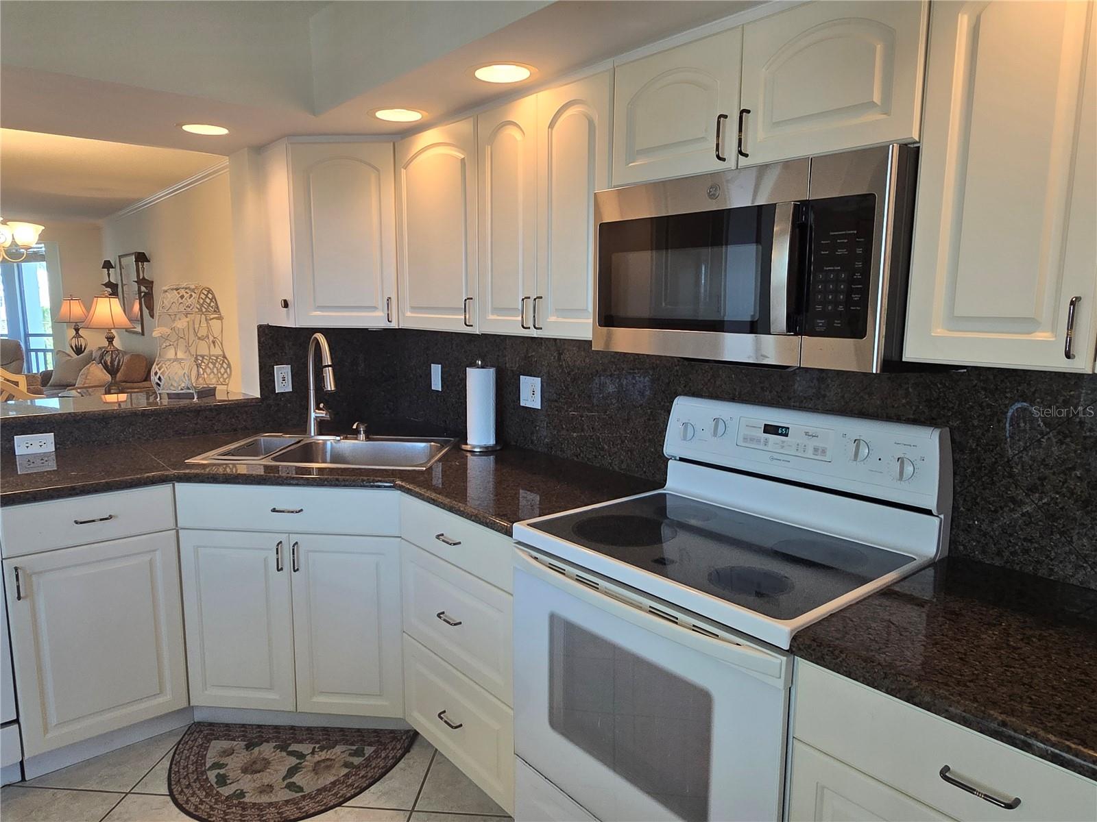 450 GULF OF MEXICO DR #303, LONGBOAT KEY, FL — photo 13