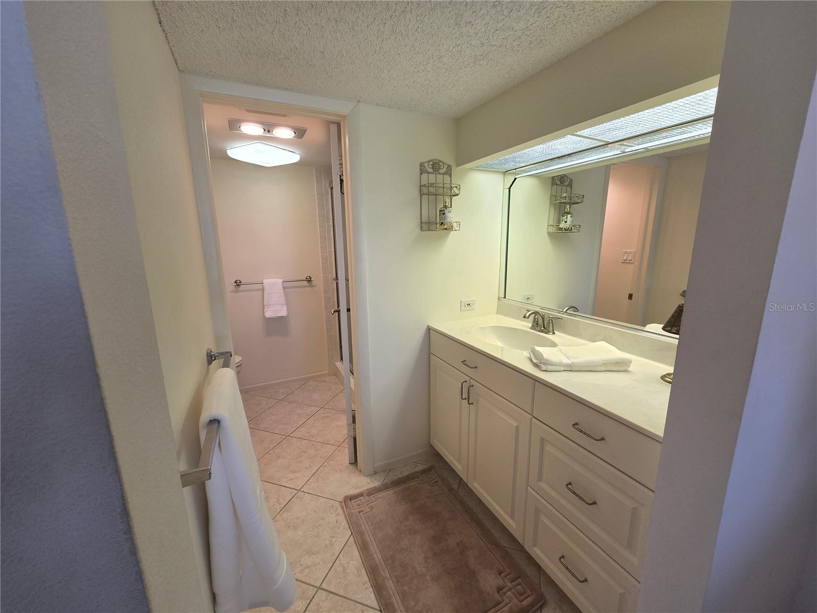 450 GULF OF MEXICO DR #303, LONGBOAT KEY, FL — photo 20