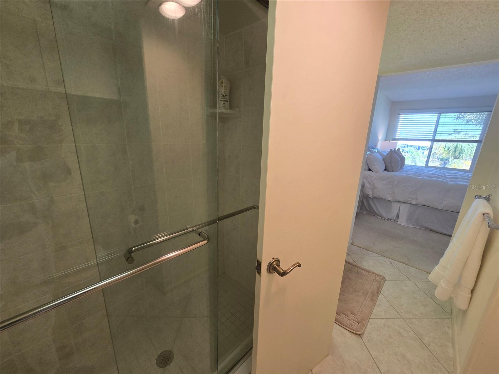 450 GULF OF MEXICO DR #303, LONGBOAT KEY, FL — photo 21