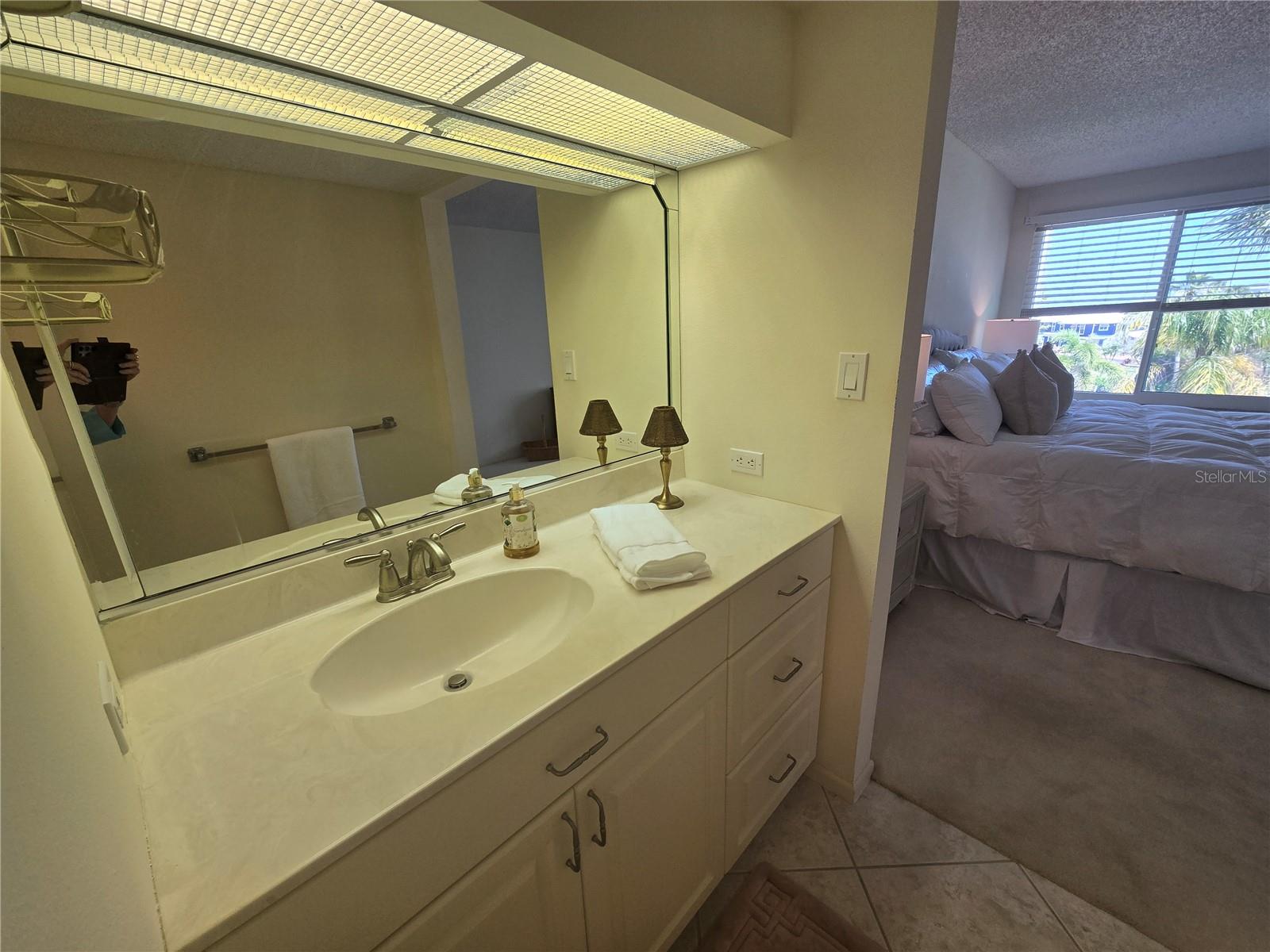 450 GULF OF MEXICO DR #303, LONGBOAT KEY, FL — photo 22