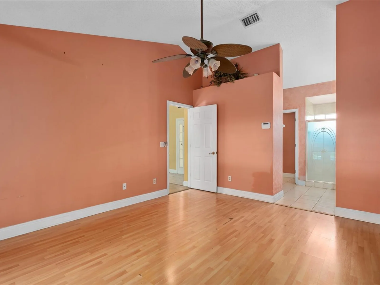 137 MADRONA DR, EUSTIS, FL — photo 16