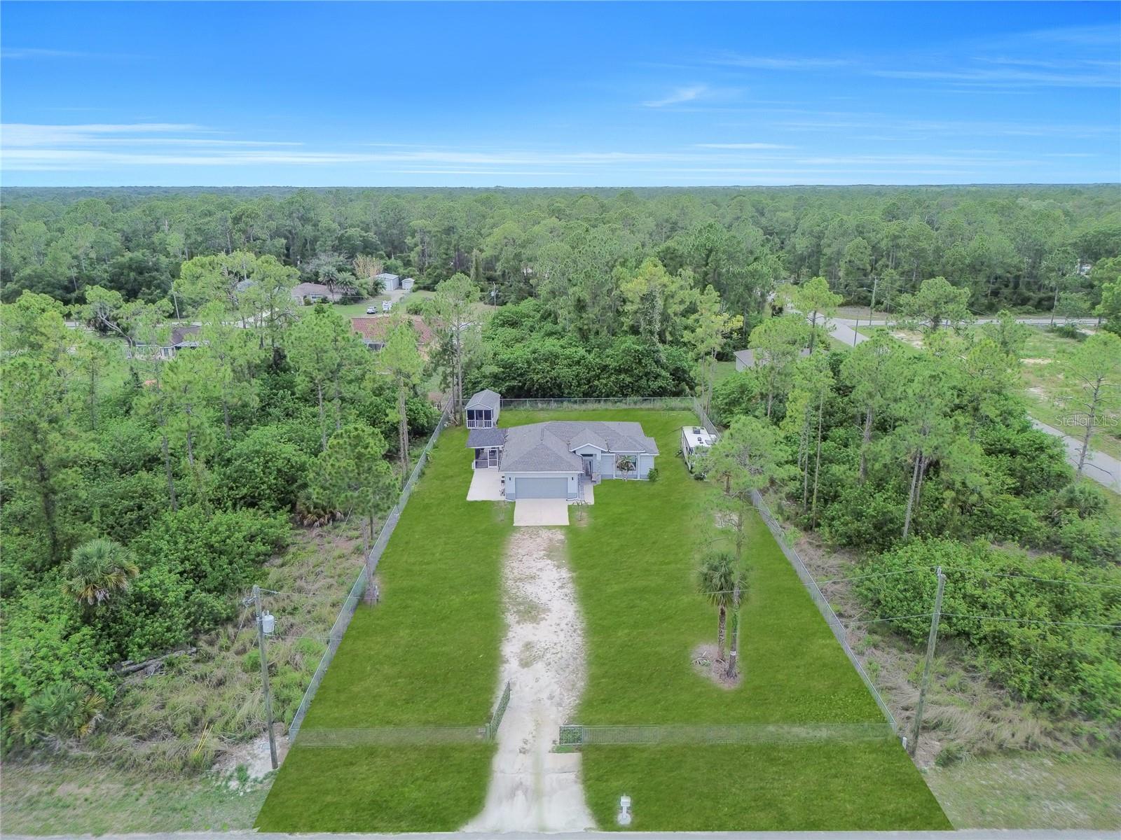 2021 HINES AVE, ALVA, FL — photo 3