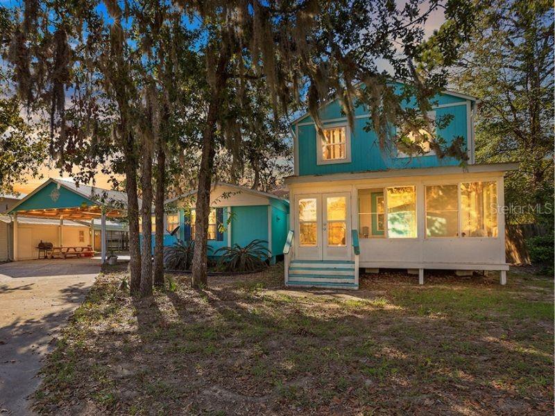 112 8TH ST NE, STEINHATCHEE, FL — photo 3