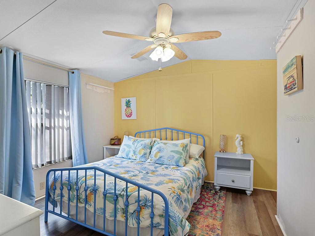 112 8TH ST NE, STEINHATCHEE, FL — photo 28