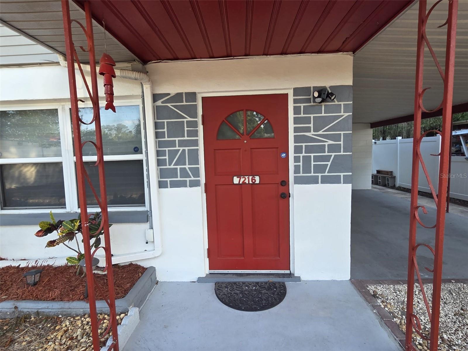 7216 JAMES ST, PORT RICHEY, FL — photo 2