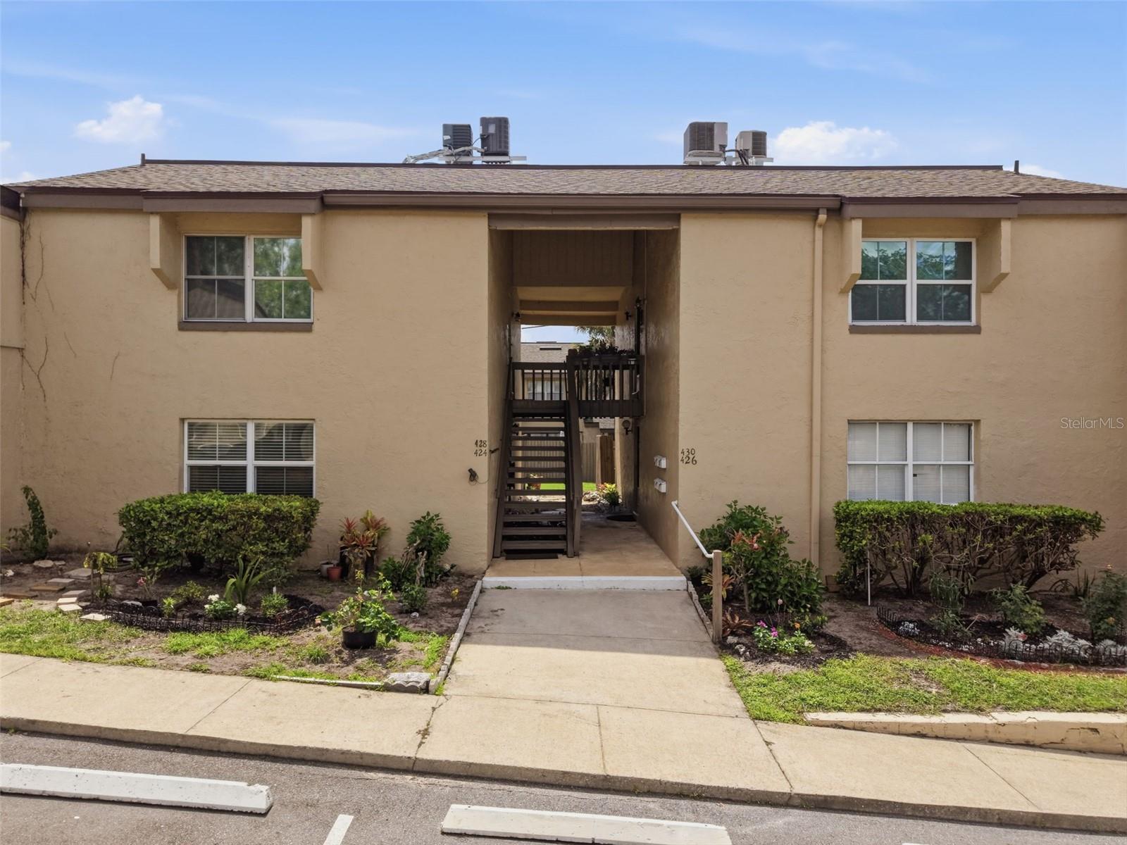 424 WINDMEADOWS ST #424, ALTAMONTE SPRINGS, FL — photo 2