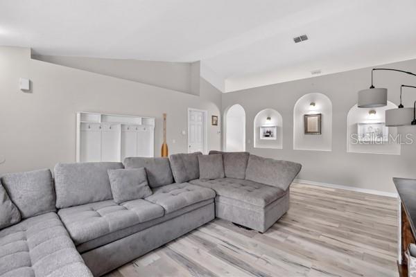 3857 SLEEPY HILL OAKS LOOP, LAKELAND, FL — photo 4