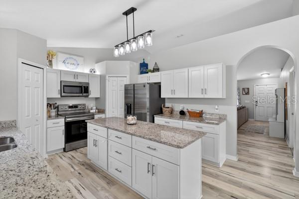 3857 SLEEPY HILL OAKS LOOP, LAKELAND, FL — photo 6