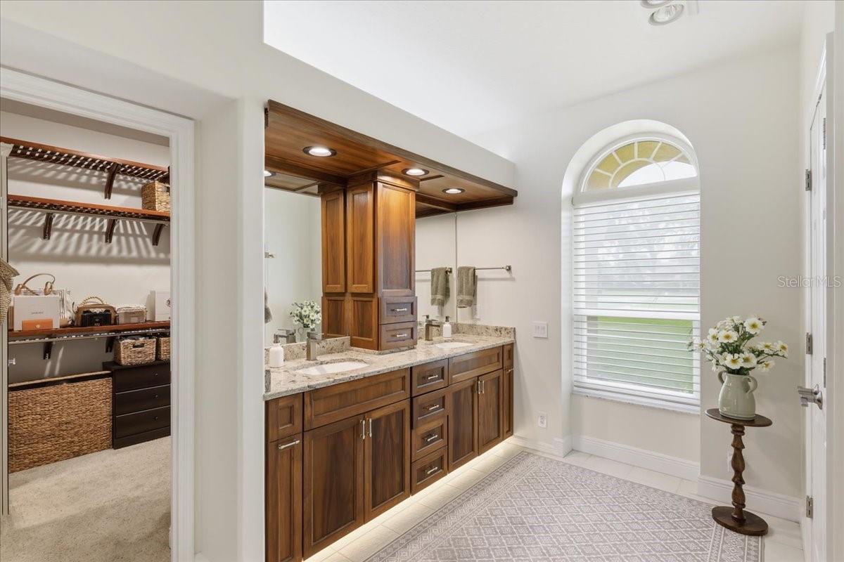 9161 SOUTHERN COMFORT CT, WEEKI WACHEE, FL — photo 11