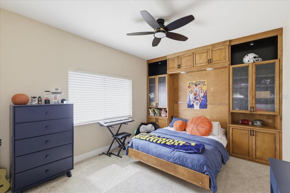 9161 SOUTHERN COMFORT CT, WEEKI WACHEE, FL — photo 32