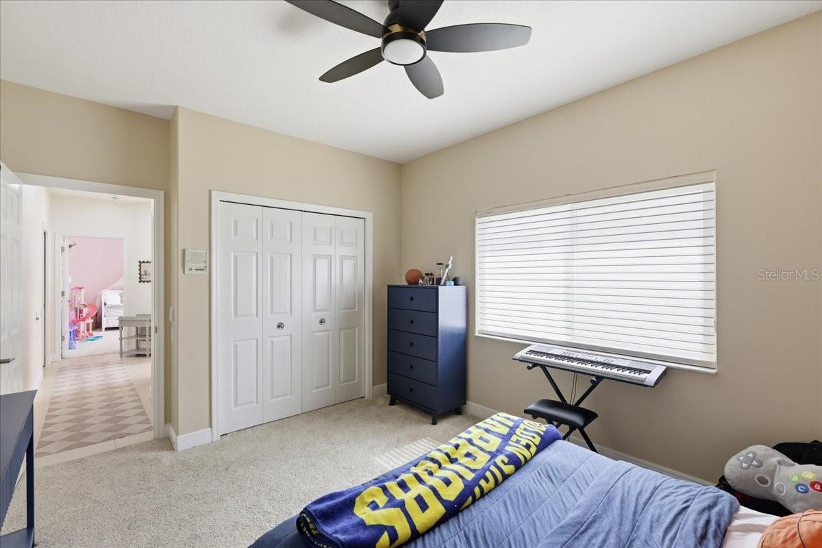 9161 SOUTHERN COMFORT CT, WEEKI WACHEE, FL — photo 33