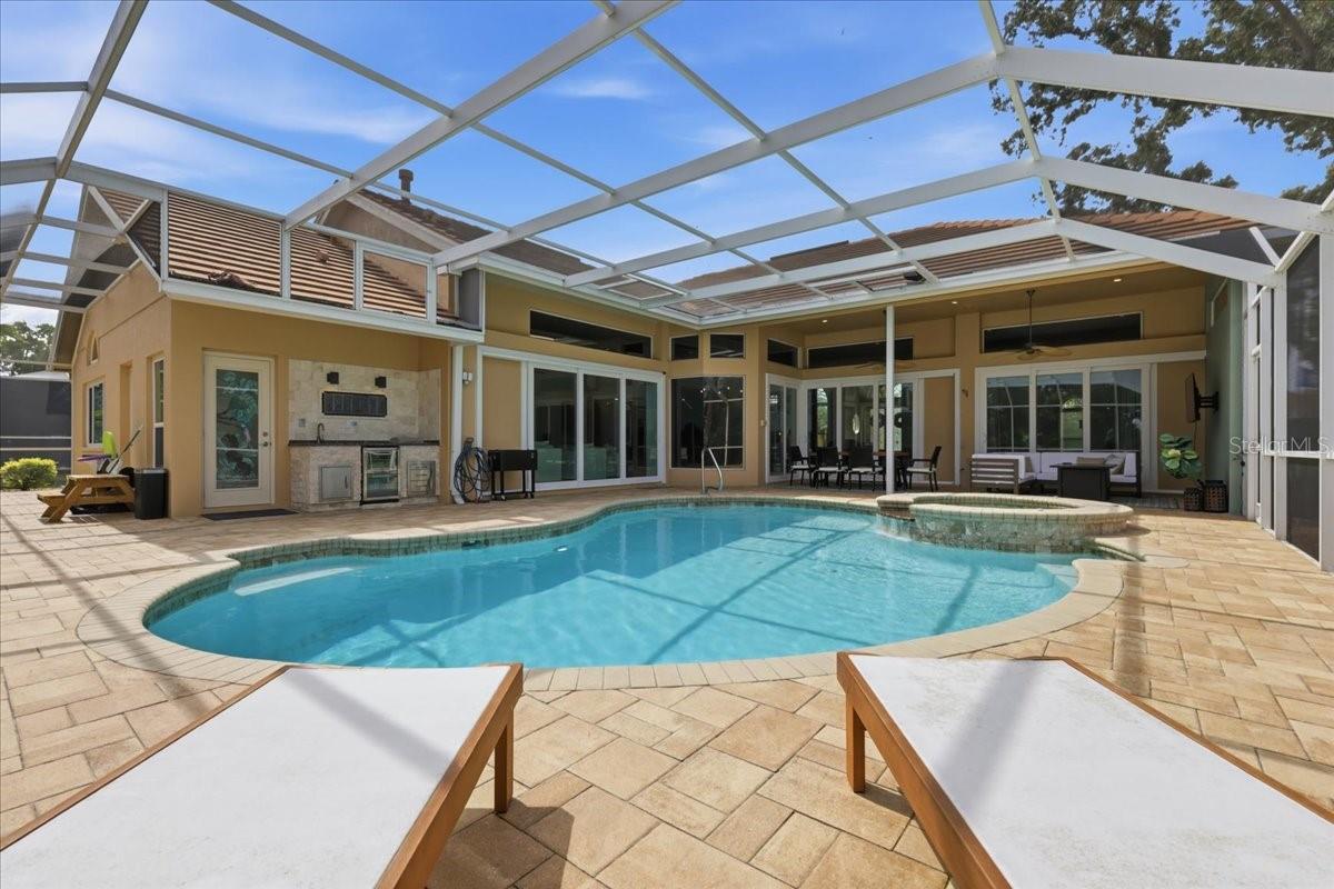9161 SOUTHERN COMFORT CT, WEEKI WACHEE, FL — photo 35