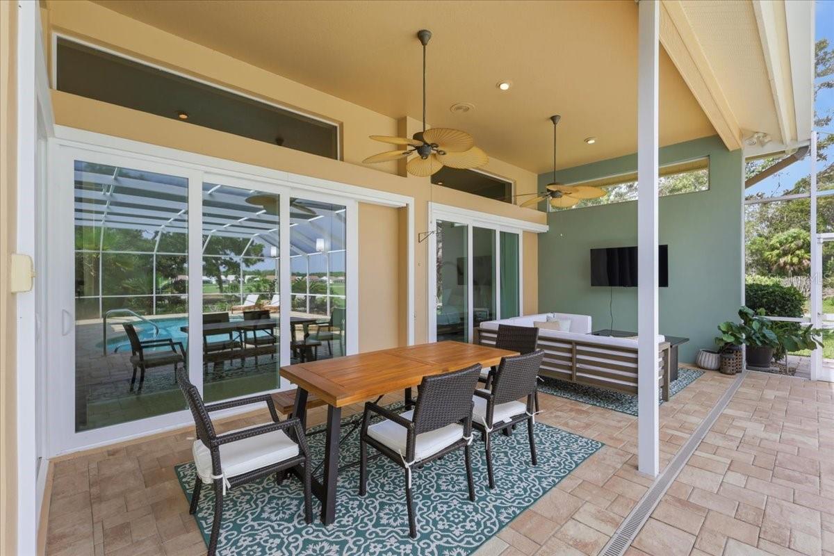 9161 SOUTHERN COMFORT CT, WEEKI WACHEE, FL — photo 37