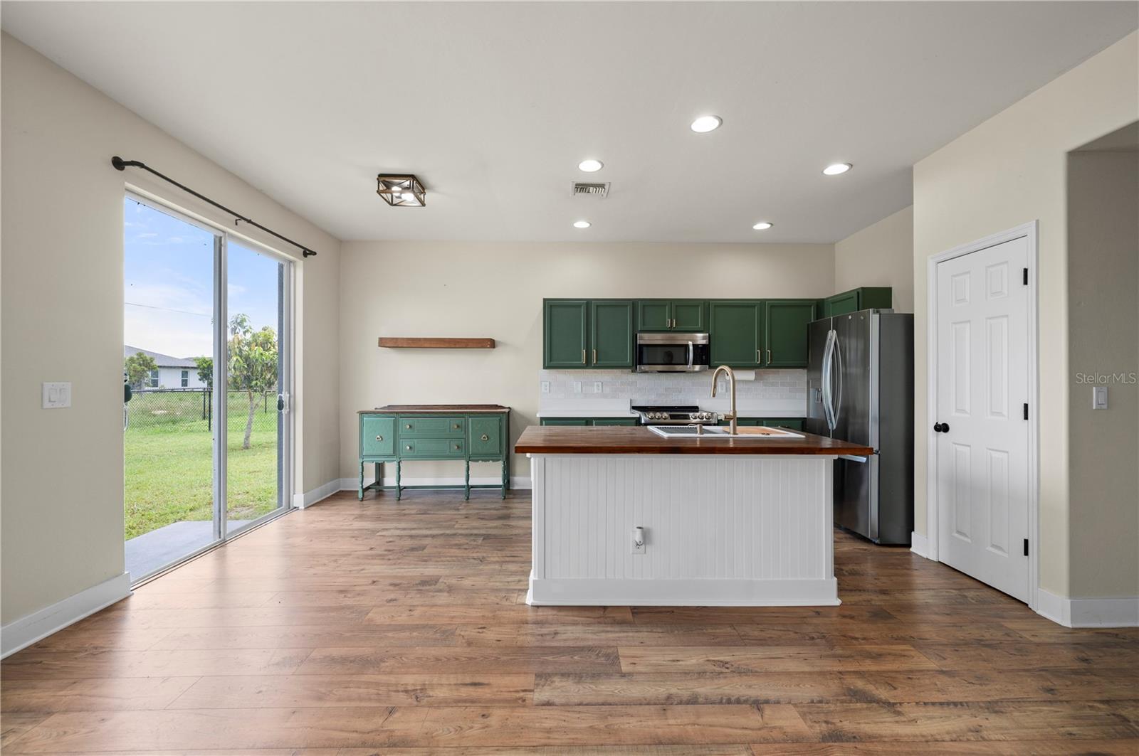 25538 PRADA DR, PUNTA GORDA, FL — photo 15