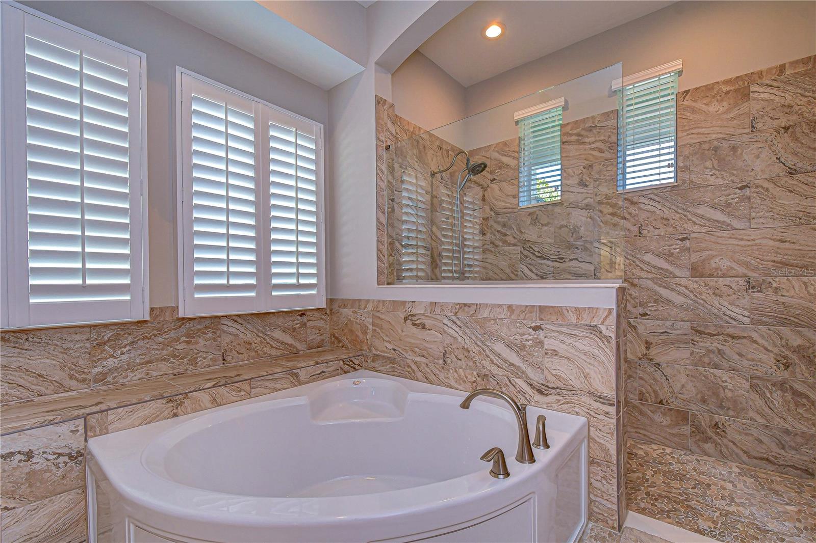 6005 SPARROWHEAD WAY, LITHIA, FL — photo 18