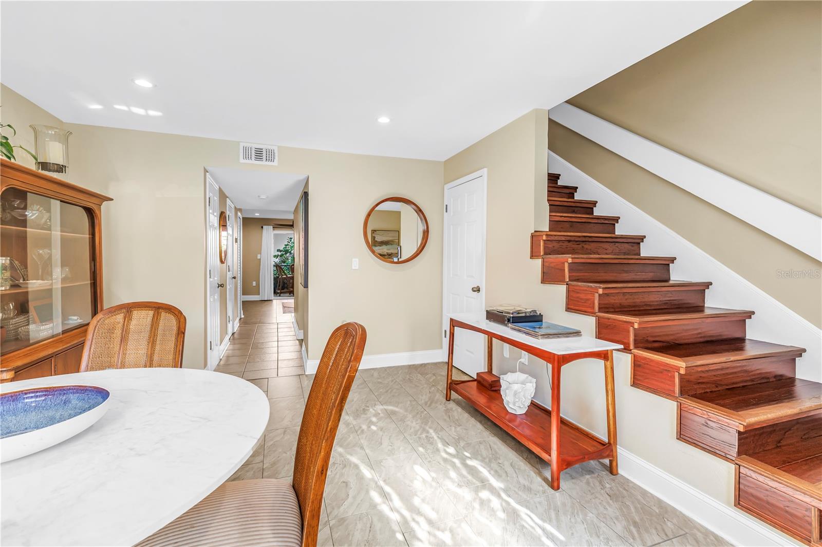 3595 41ST LN S #D, ST PETERSBURG, FL — photo 2