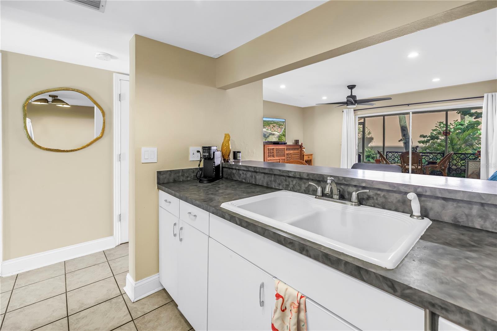 3595 41ST LN S #D, ST PETERSBURG, FL — photo 21