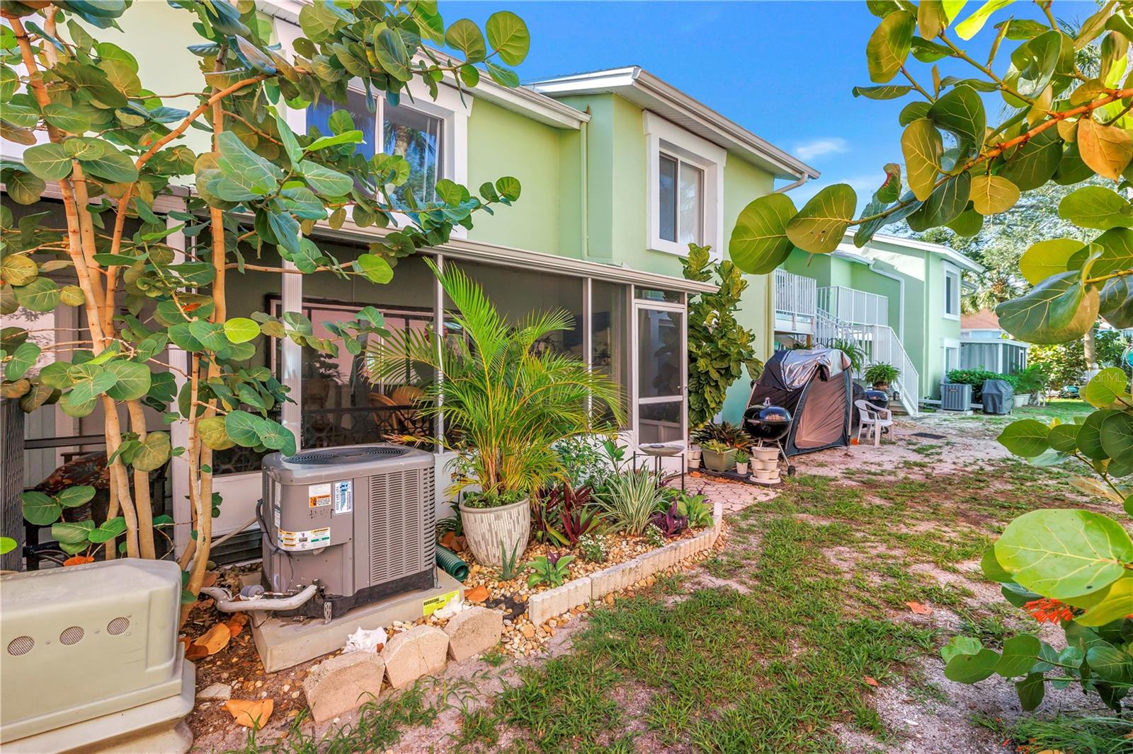 3595 41ST LN S #D, ST PETERSBURG, FL — photo 34