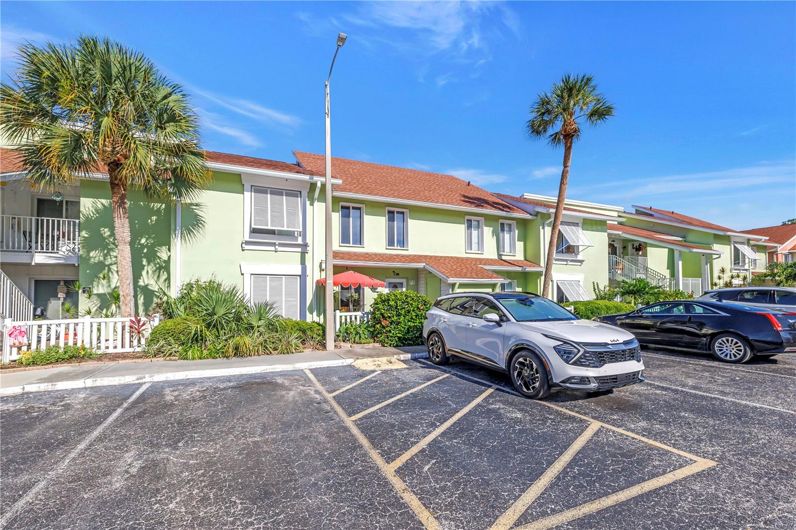 3595 41ST LN S #D, ST PETERSBURG, FL — photo 38