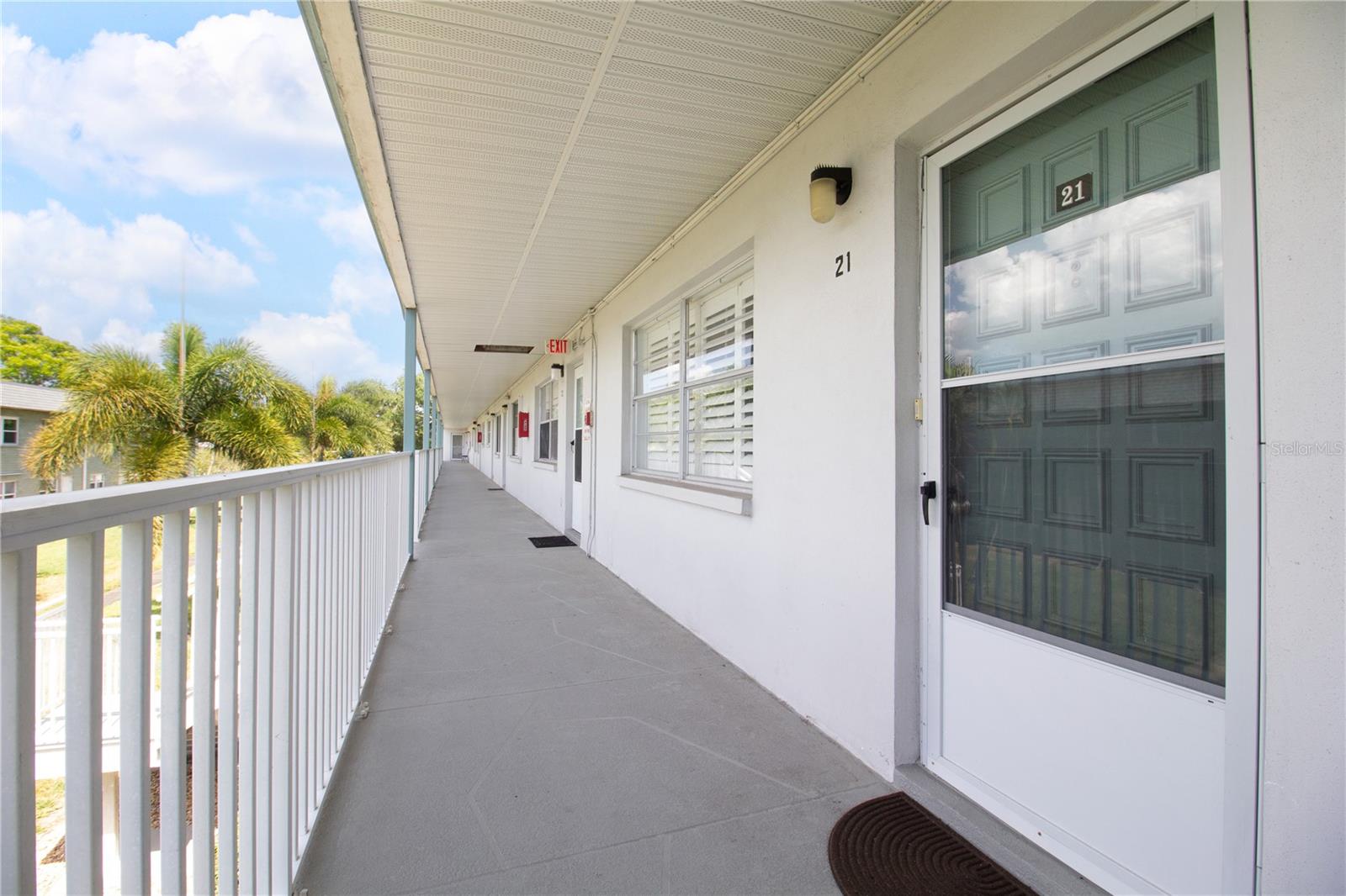 5267 81ST ST N #21, ST PETERSBURG, FL — photo 2