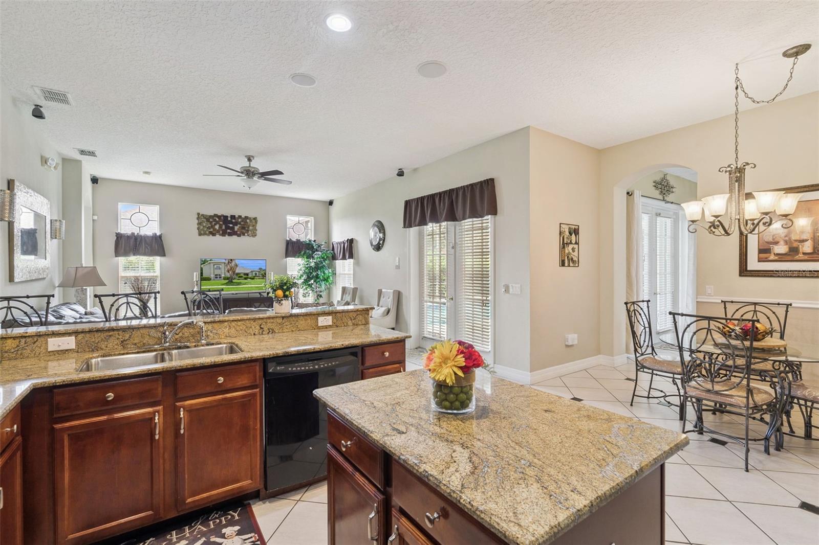 7950 SEA PEARL CIR, KISSIMMEE, FL — photo 10