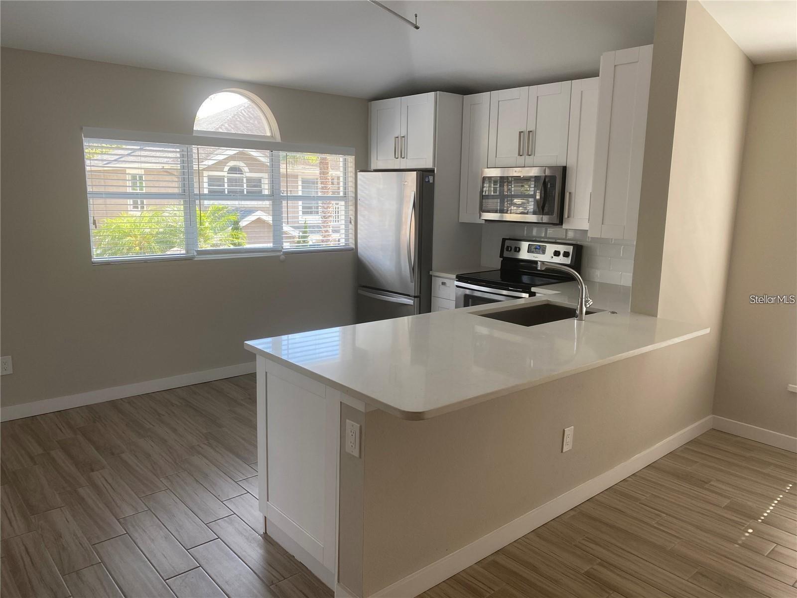 4811 BAYSHORE BLVD #103, TAMPA, FL — photo 2