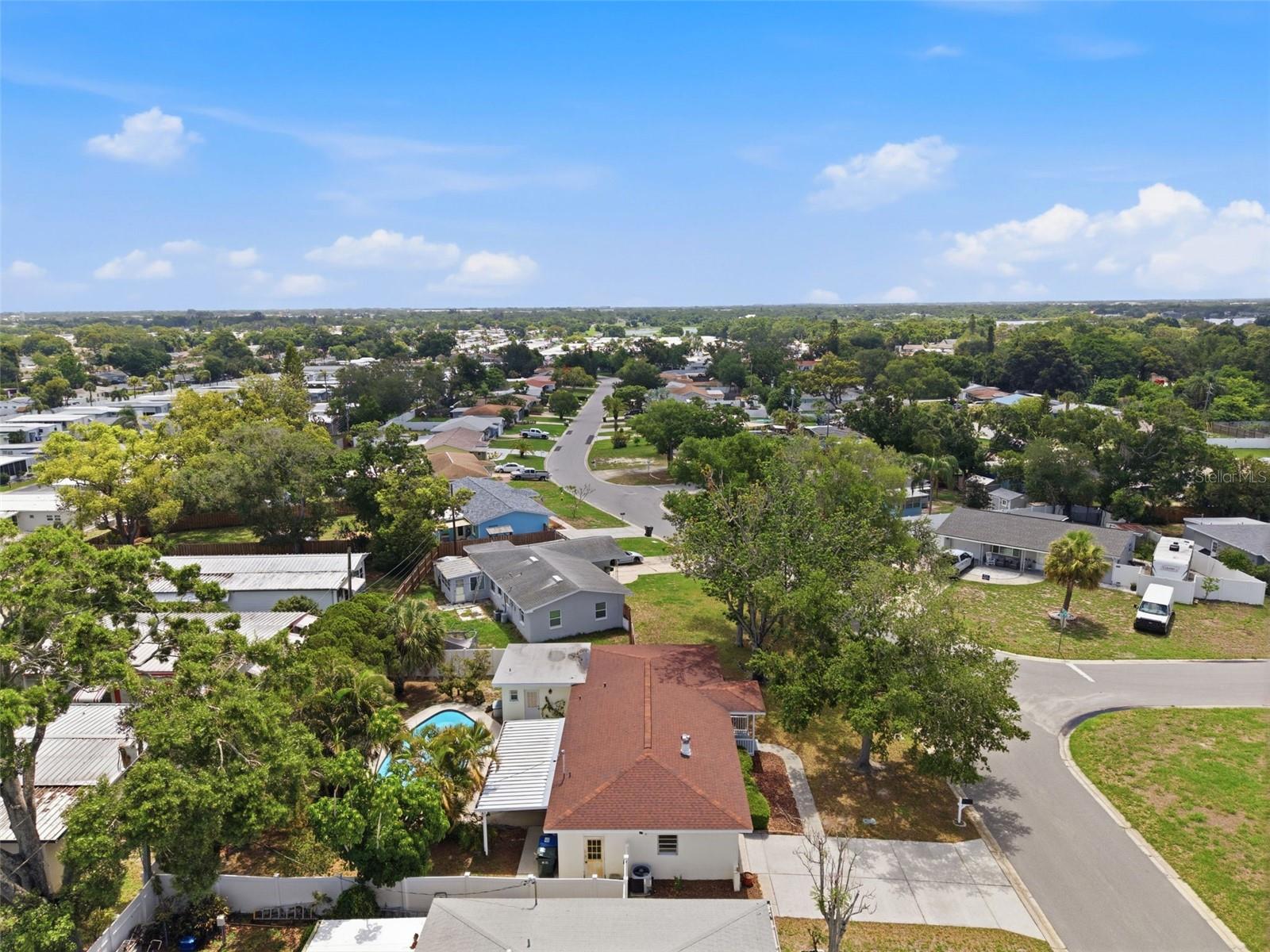 10651 125TH AVE, LARGO, FL — photo 43