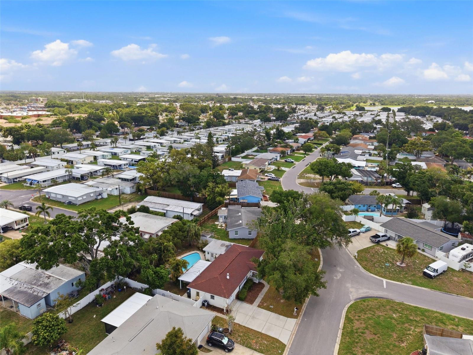 10651 125TH AVE, LARGO, FL — photo 52