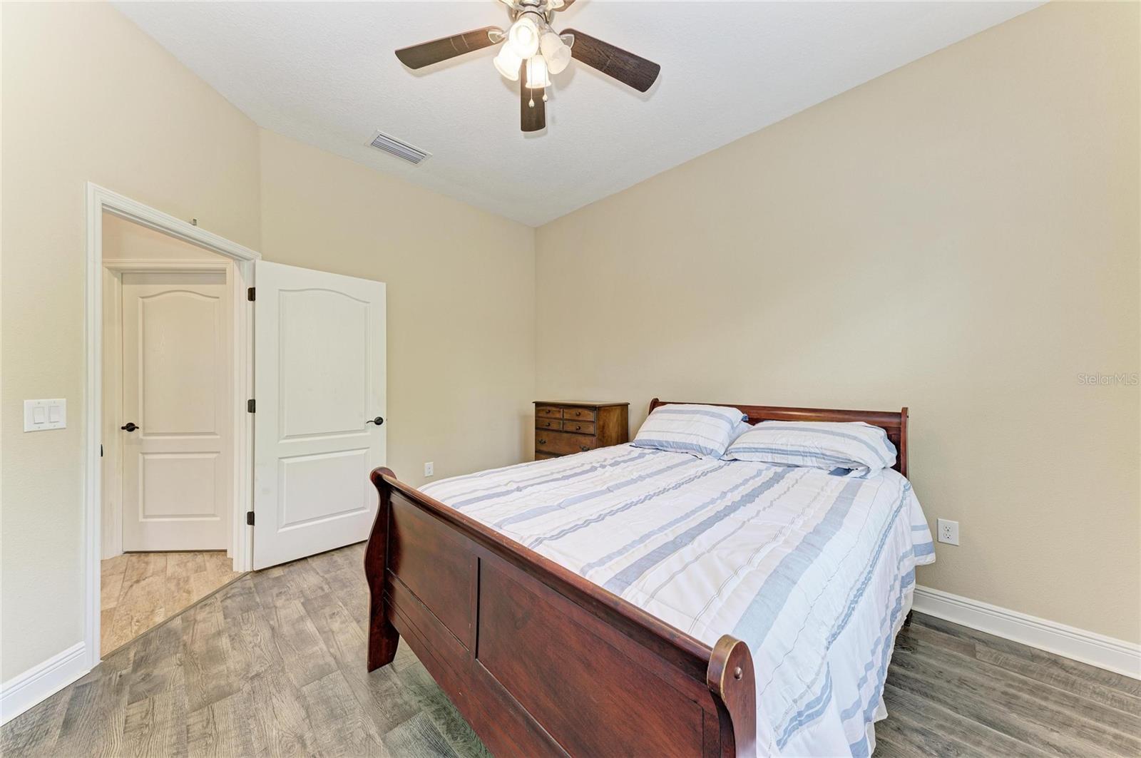 12642 HARNEY ST, VENICE, FL — photo 40