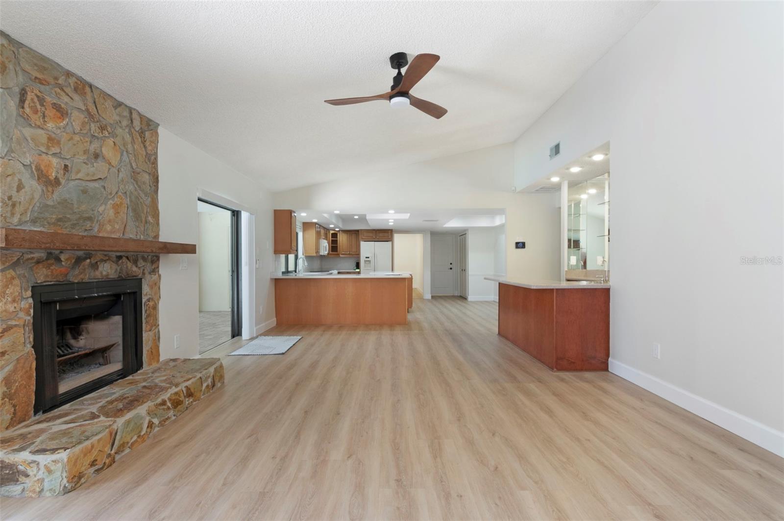 3119 HYDE PARK DR, CLEARWATER, FL — photo 19