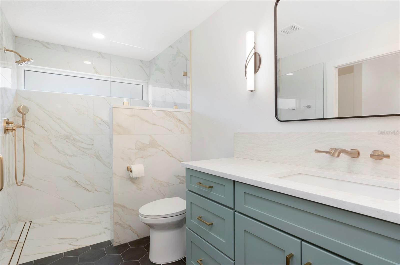 3119 HYDE PARK DR, CLEARWATER, FL — photo 9