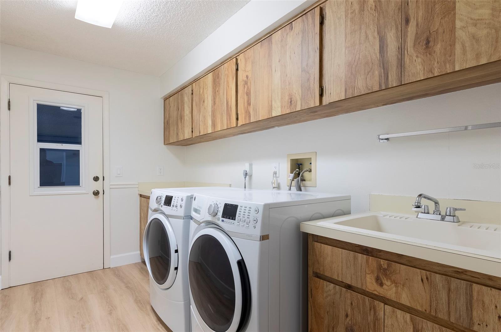 3119 HYDE PARK DR, CLEARWATER, FL — photo 34