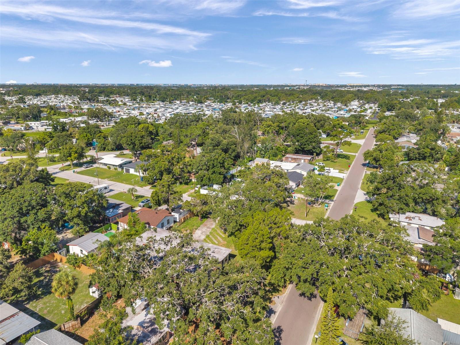 7180 50TH AVE N, ST PETERSBURG, FL — photo 33