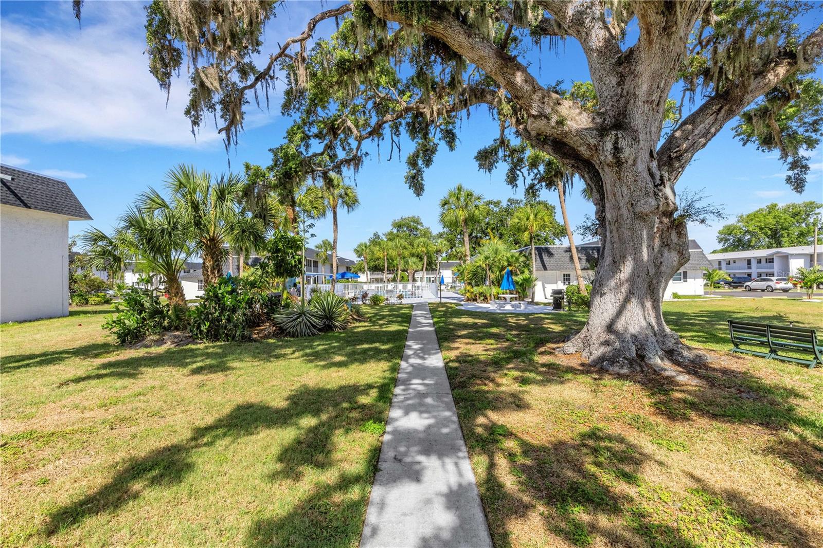 105 47TH AVENUE DR W #376, BRADENTON, FL — photo 25
