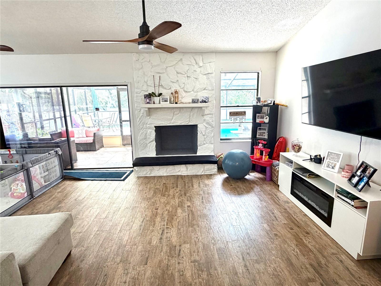 15306 WINTERWIND DR, TAMPA, FL — photo 13