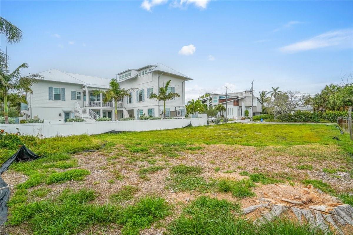 121 48TH ST, HOLMES BEACH, FL — photo 23
