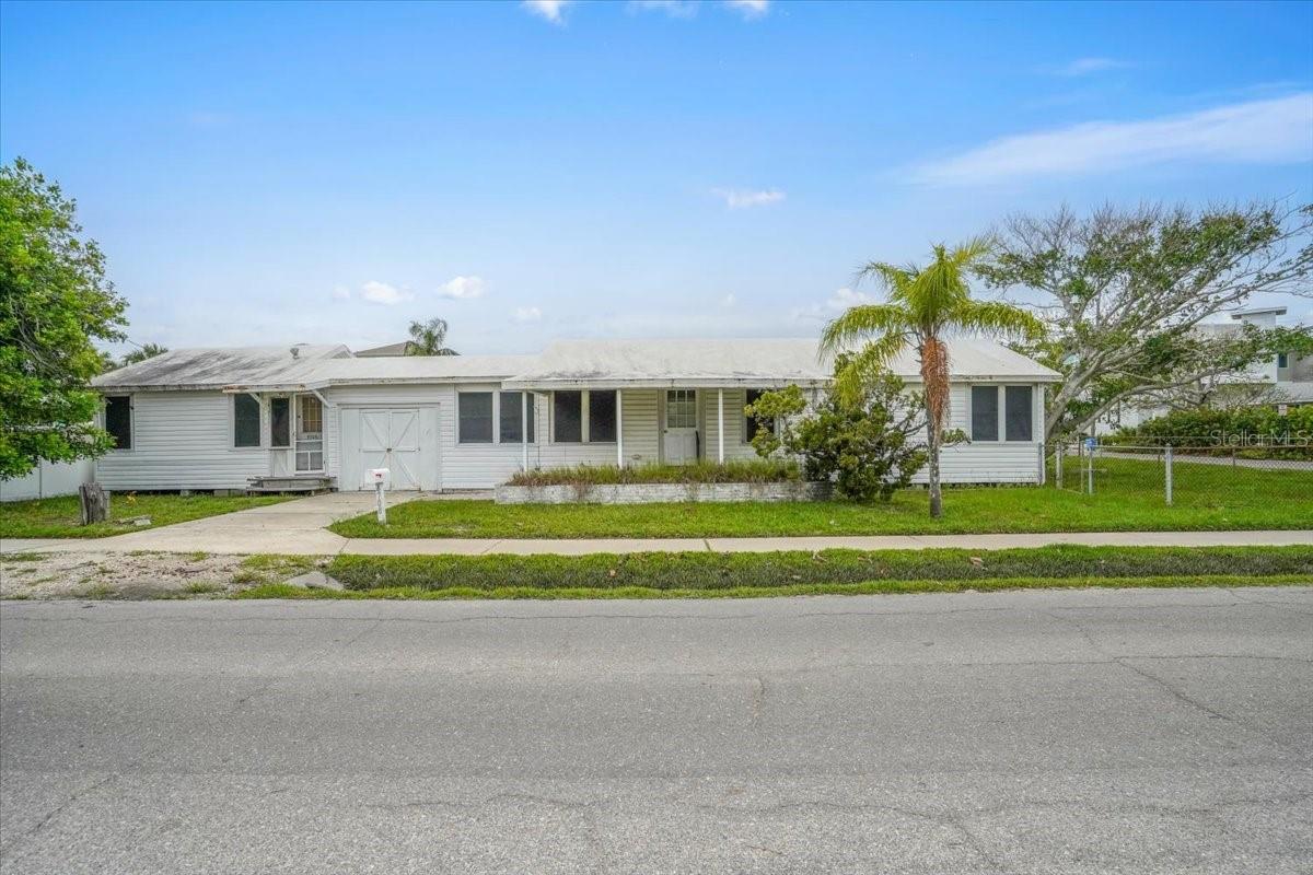 121 48TH ST, HOLMES BEACH, FL — photo 29