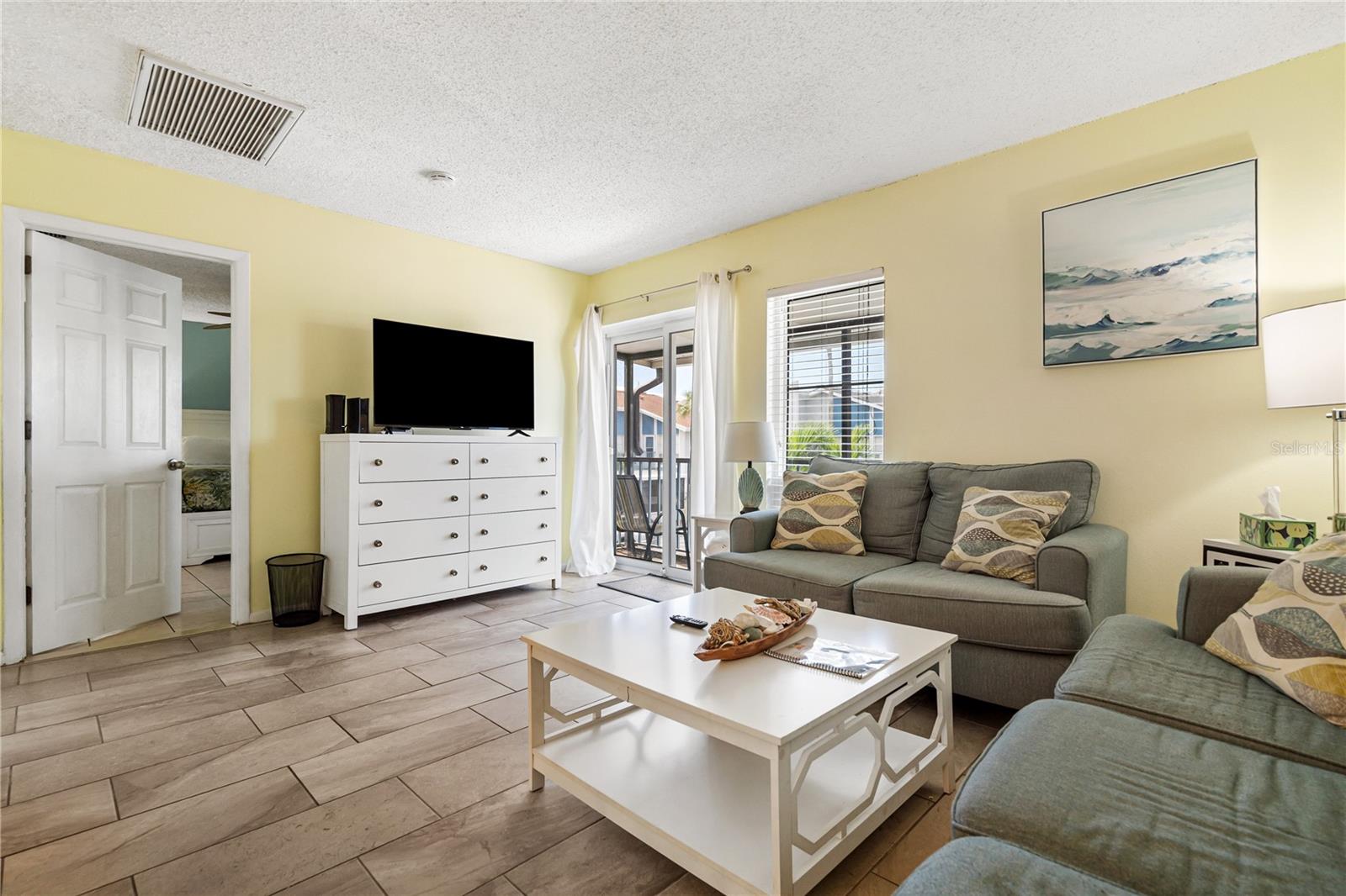 230 MEDALLION BLVD #E, MADEIRA BEACH, FL — photo 5