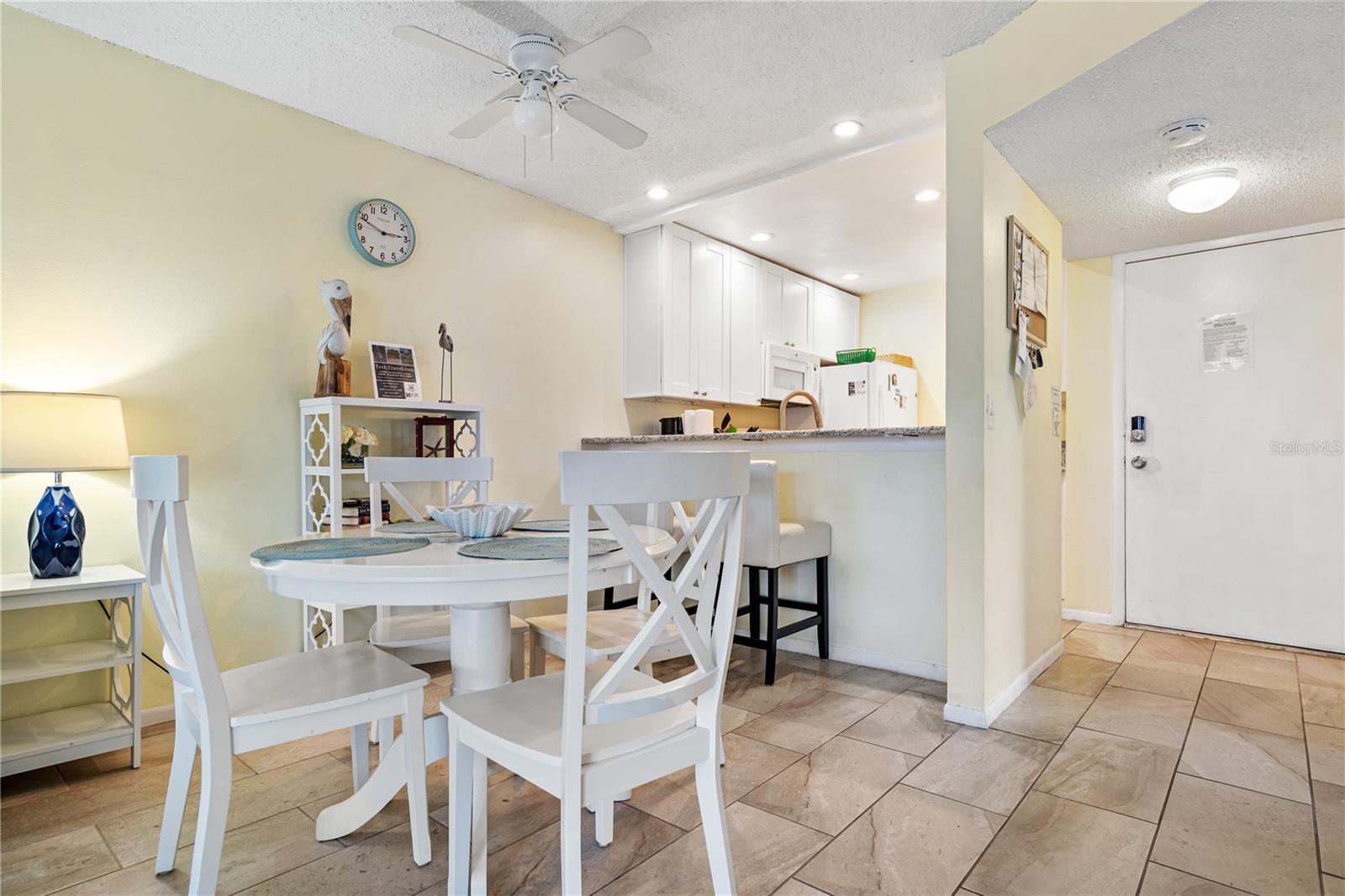 230 MEDALLION BLVD #E, MADEIRA BEACH, FL — photo 7