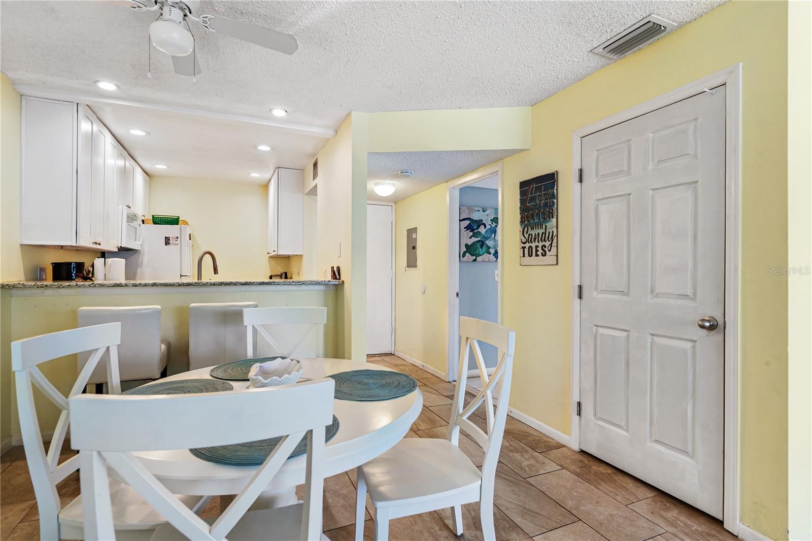 230 MEDALLION BLVD #E, MADEIRA BEACH, FL — photo 8