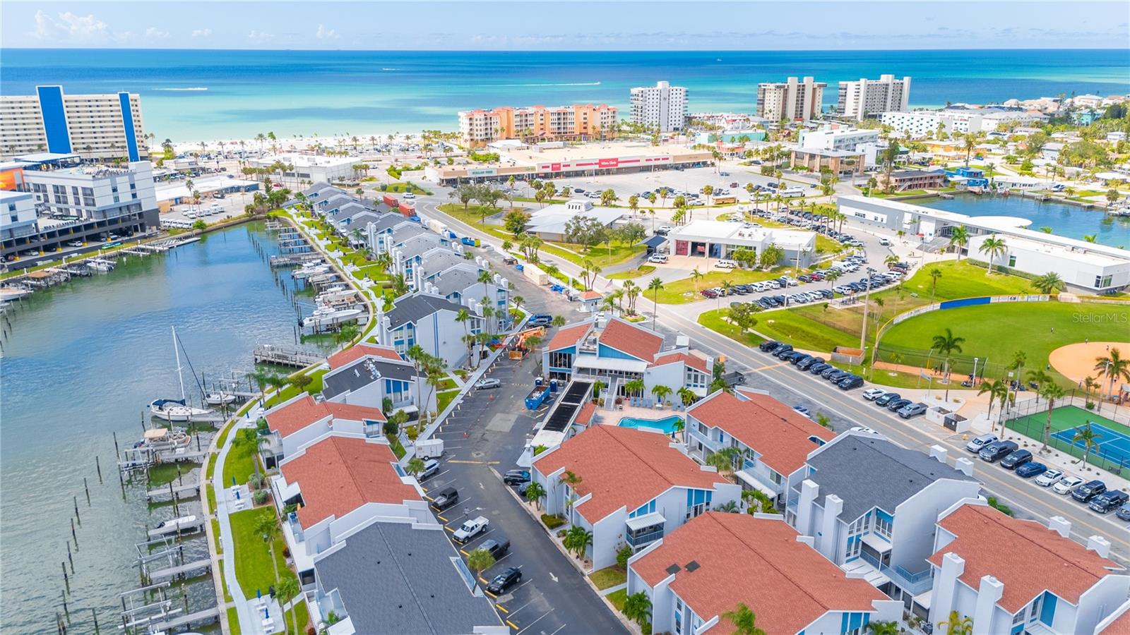230 MEDALLION BLVD #E, MADEIRA BEACH, FL — photo 25