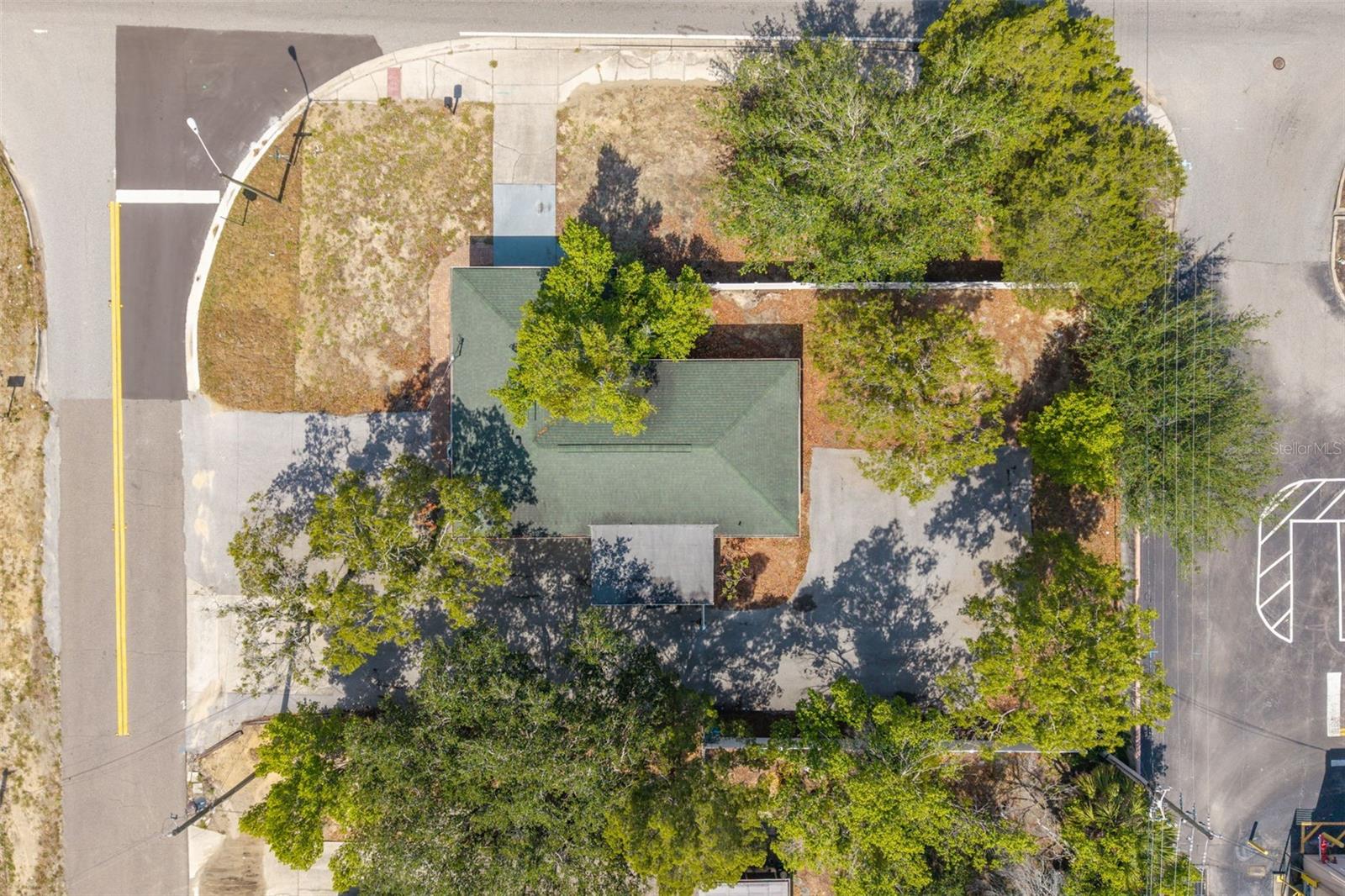 1492 MARINER BLVD, SPRING HILL, FL