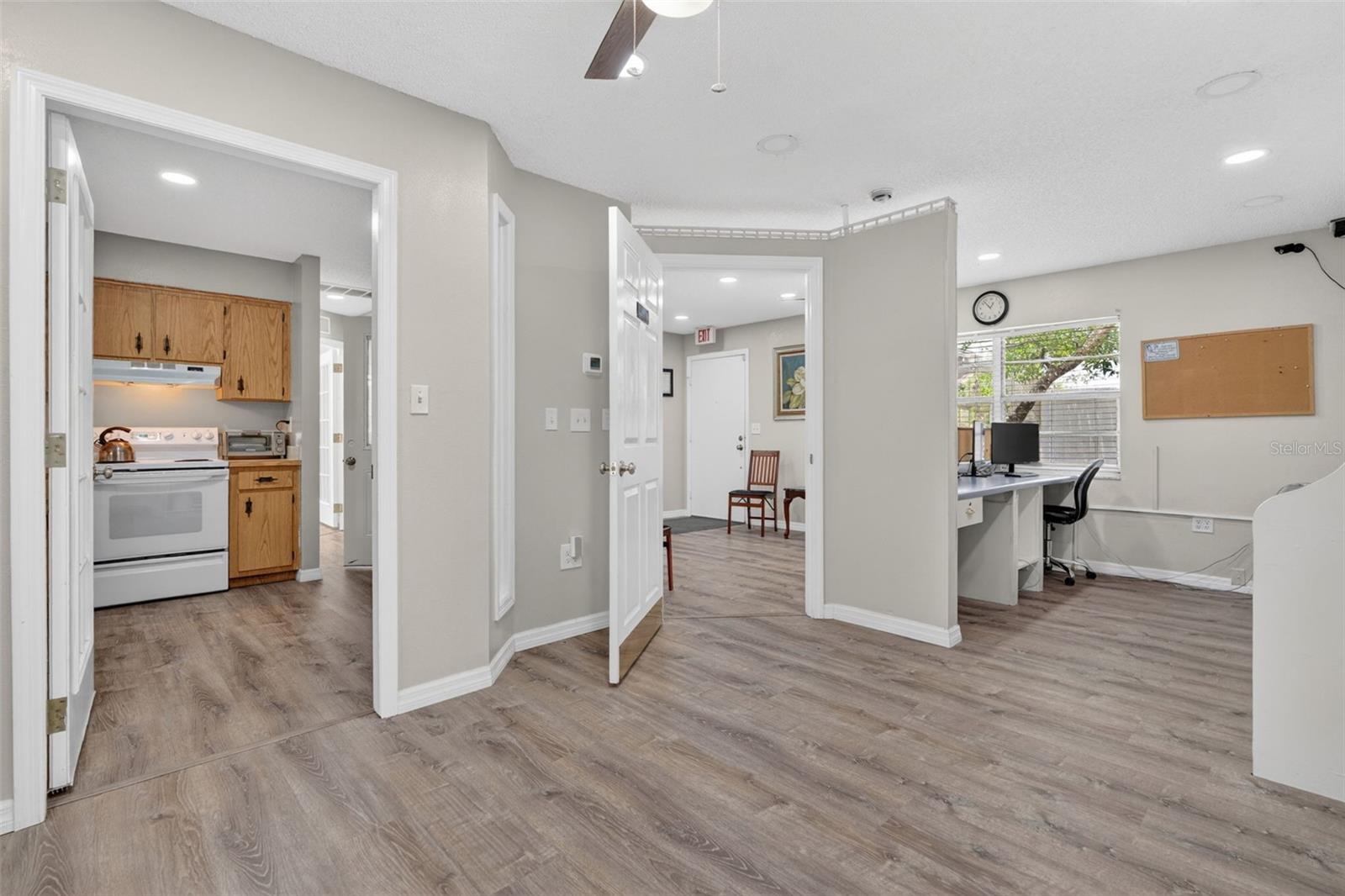 1492 MARINER BLVD, SPRING HILL, FL — photo 31
