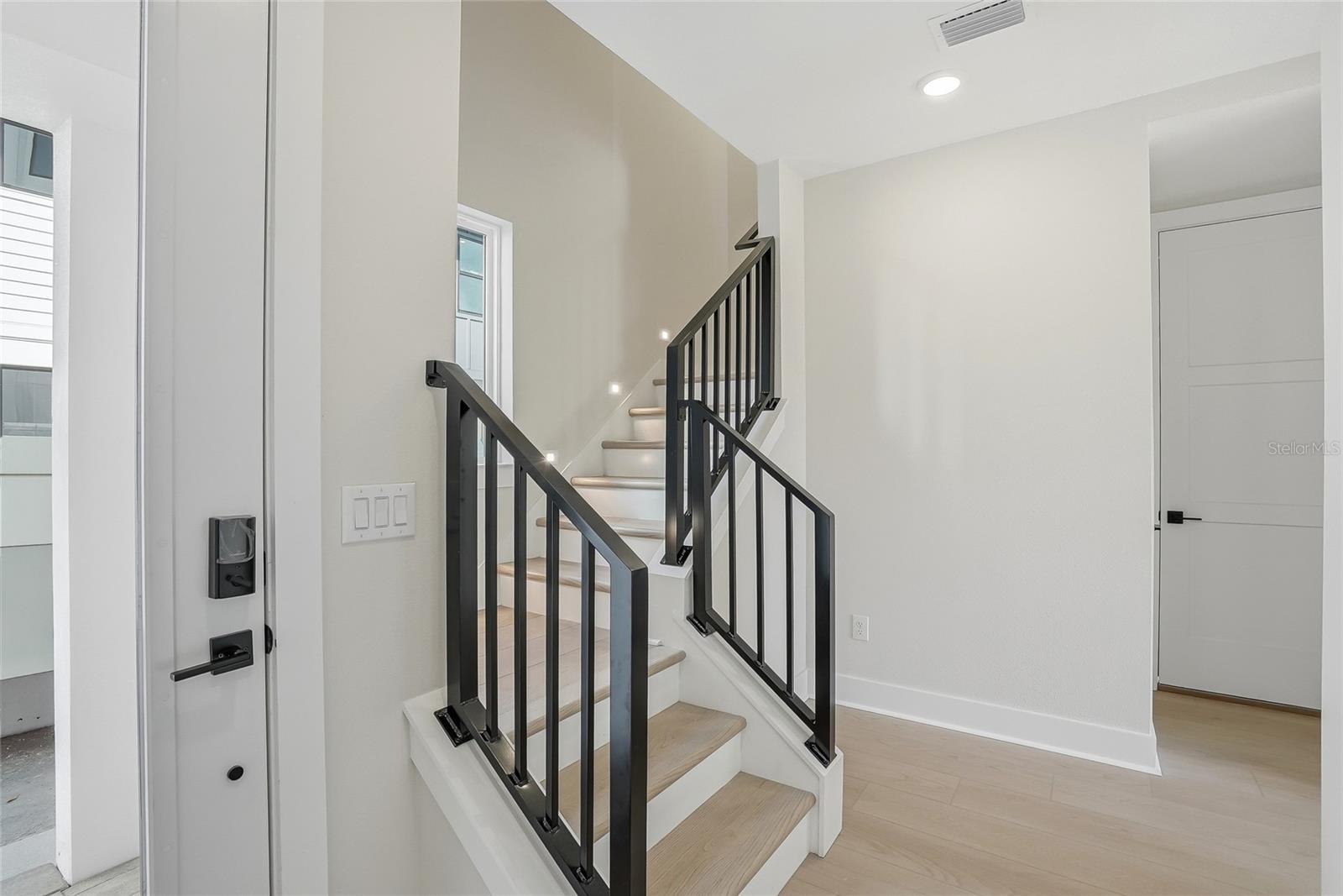 3005 1ST AVE N, ST PETERSBURG, FL — photo 11